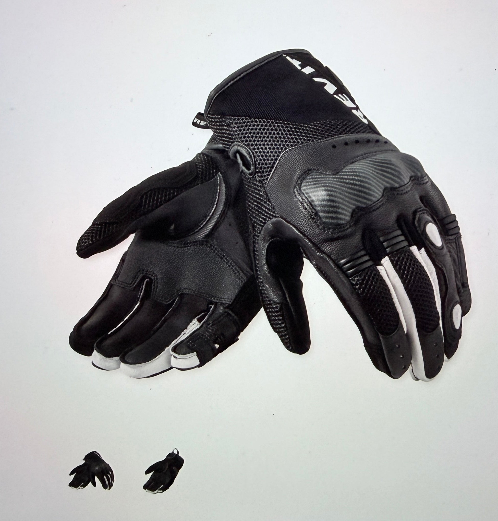 Sports Gloves